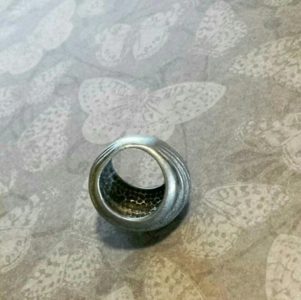 Antiqued Silver Tone Leveled Boulder Ring …